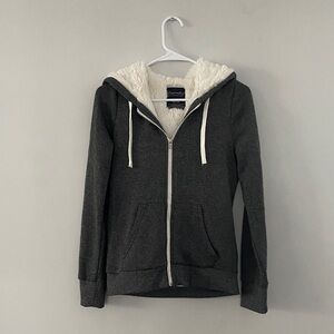 Bluenotes Fuzzy Charcoal Gray Zip-Up Hoodie Size Medium